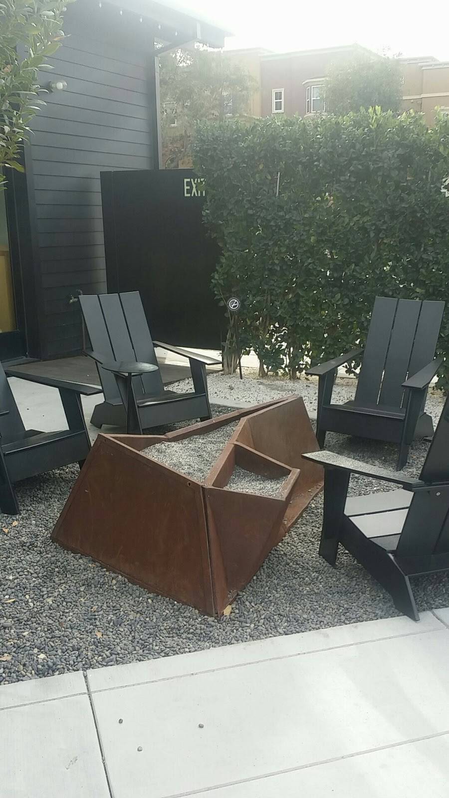 Javs Bar-B-Q | restaurant | 500 S Anaheim Blvd #D, Anaheim, CA 92805, USA | 7148442680 OR +1 714-844-2680