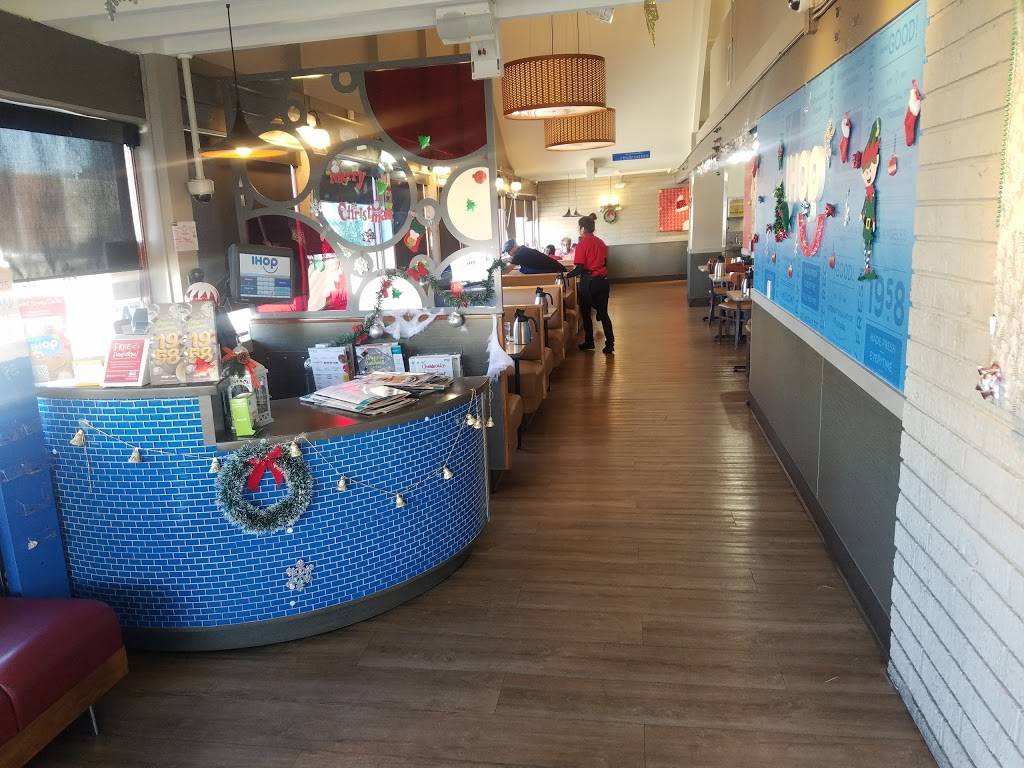 IHOP | restaurant | 755 North Pacific Coast Highway, El Segundo, CA 90245, USA | 3102278300 OR +1 310-227-8300