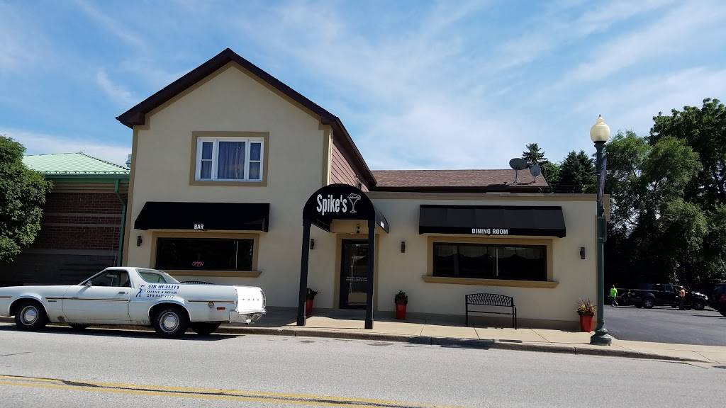 Spikes Lakeside Inn 2 | restaurant | 21 E Joliet St, Schererville, IN 46375, USA | 2193224444 OR +1 219-322-4444