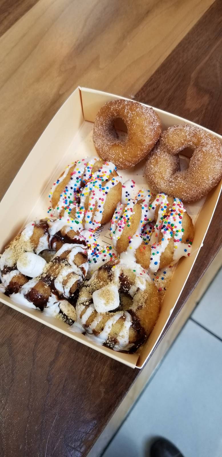 The Dapper Doughnut | bakery | 433 Opry Mills Dr, Nashville, TN 37214, USA | 6156101465 OR +1 615-610-1465