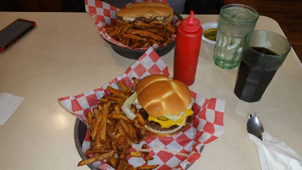 Dinner Belle | restaurant | 311 S Alvarado Ave, Belle, MO 65013, USA | 5738596889 OR +1 573-859-6889