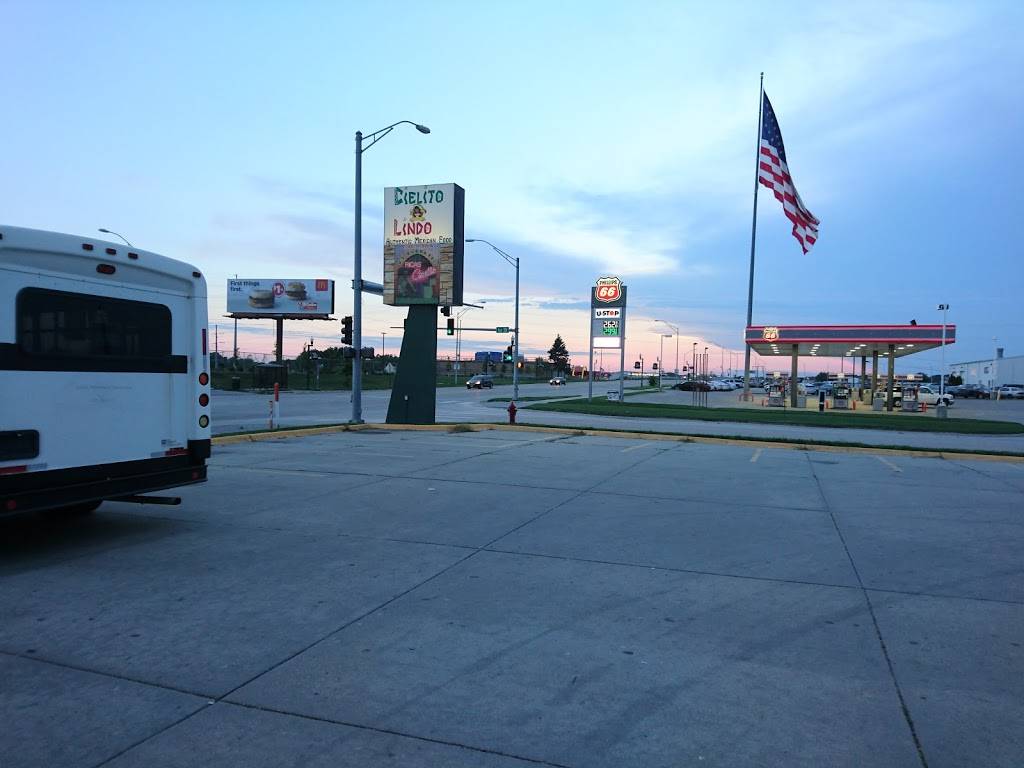 El Cielito Lindo Mexican Restaurant | restaurant | 100 N 1st St, Lincoln, NE 68508, USA | 4022199826 OR +1 402-219-9826