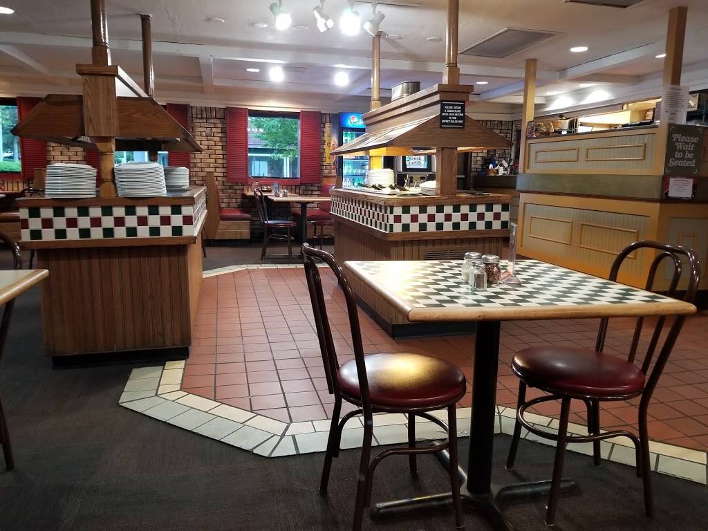 Pizza Hut | meal takeaway | 297 Seneca Trail, Ronceverte, WV 24970, USA | 3046457501 OR +1 304-645-7501