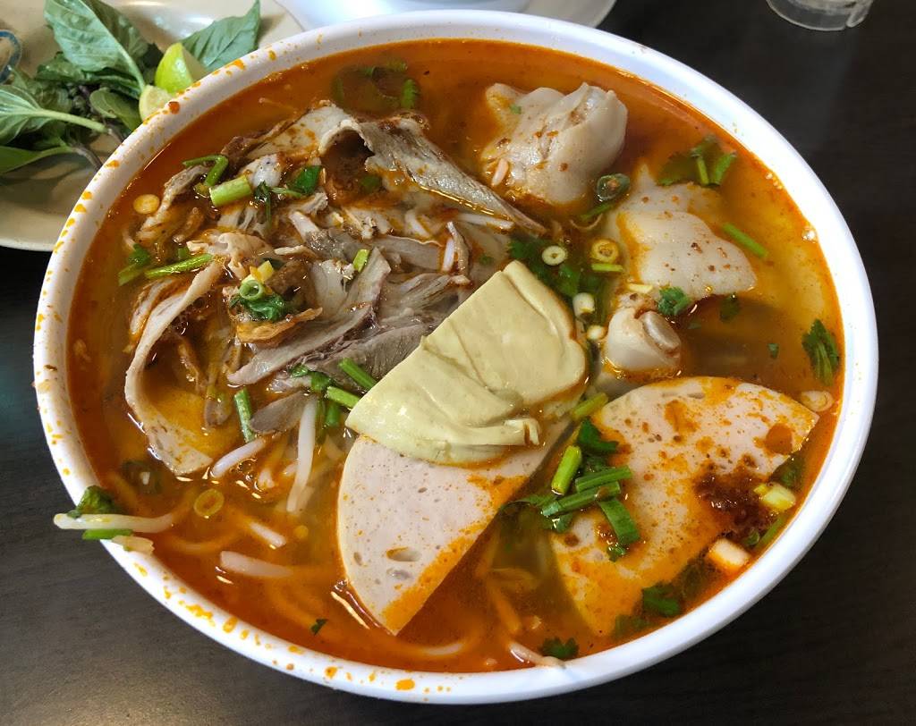 Green Lemon Grass | restaurant | 9425 Leslie St, Richmond Hill, ON L4B 3N7, Canada | 9055085328 OR +1 905-508-5328