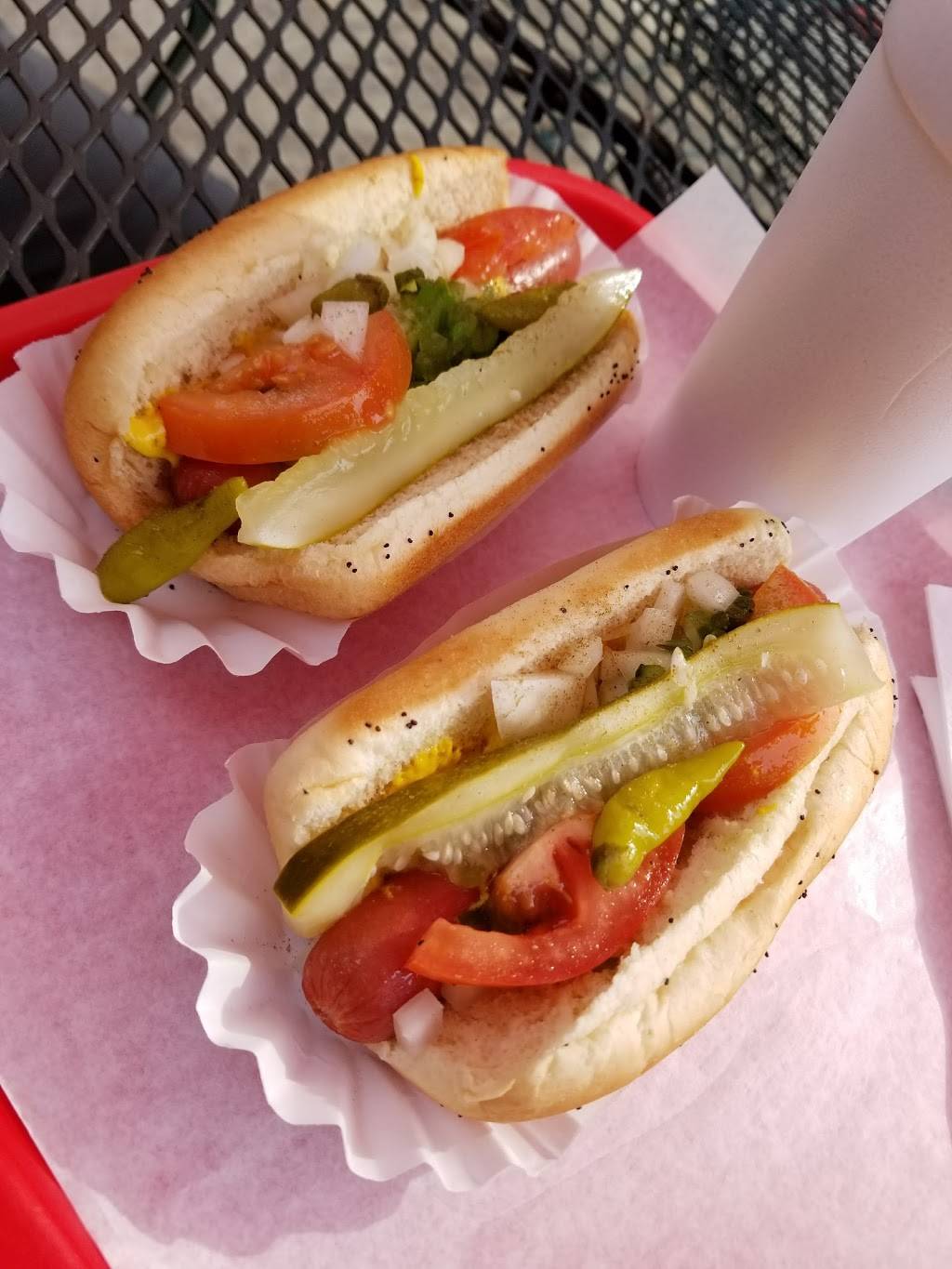 Wrigleyville Dogs | restaurant | 3809, 3737 N Clark St, Chicago, IL 60613, USA | 7732961500 OR +1 773-296-1500