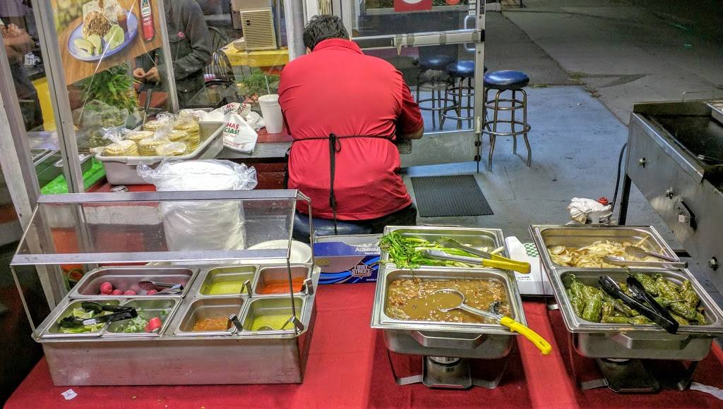 Taqueria El Gordito | restaurant | 415 N Grand Ave, Santa Ana, CA 92701, USA | 7145504686 OR +1 714-550-4686