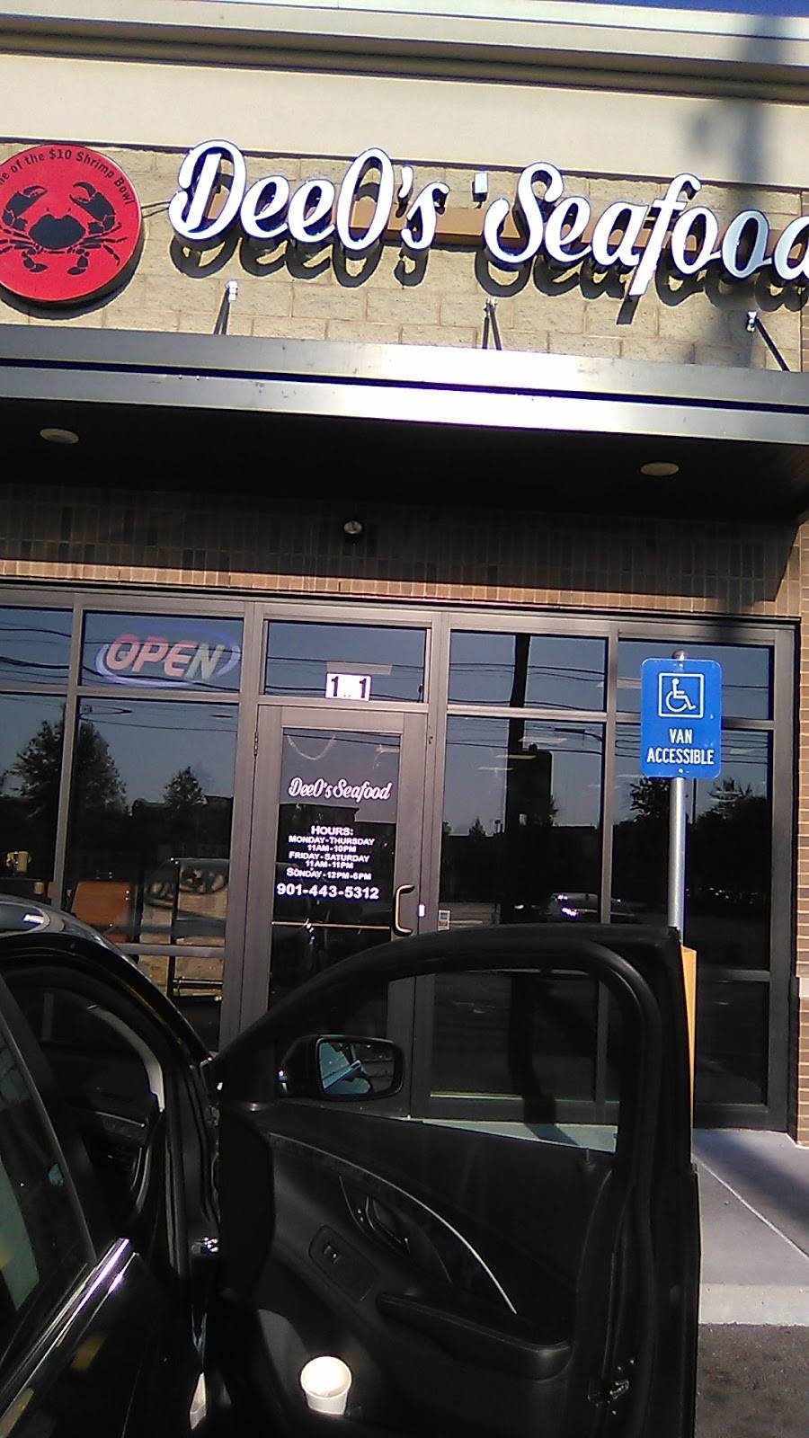 DeeOs Seafood | restaurant | 2256 N Germantown Pkwy, Cordova, TN 38016, USA | 9014435312 OR +1 901-443-5312