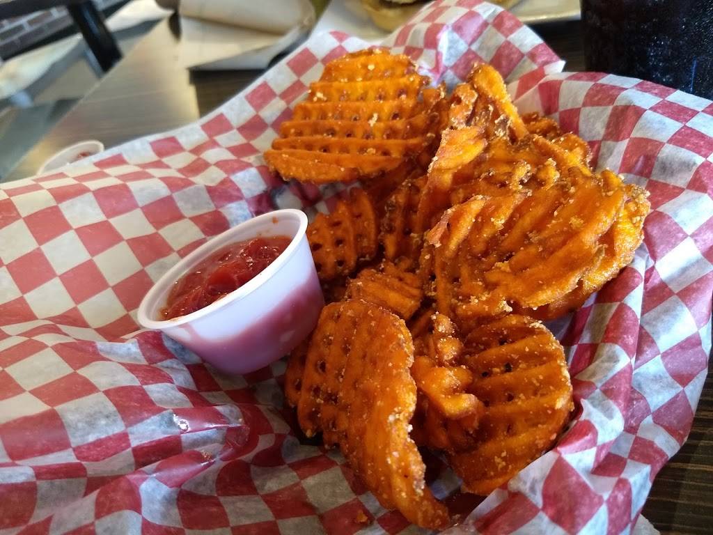 burgrz | restaurant | 3204 Walton Blvd, Rochester Hills, MI 48309, USA | 2483753060 OR +1 248-375-3060