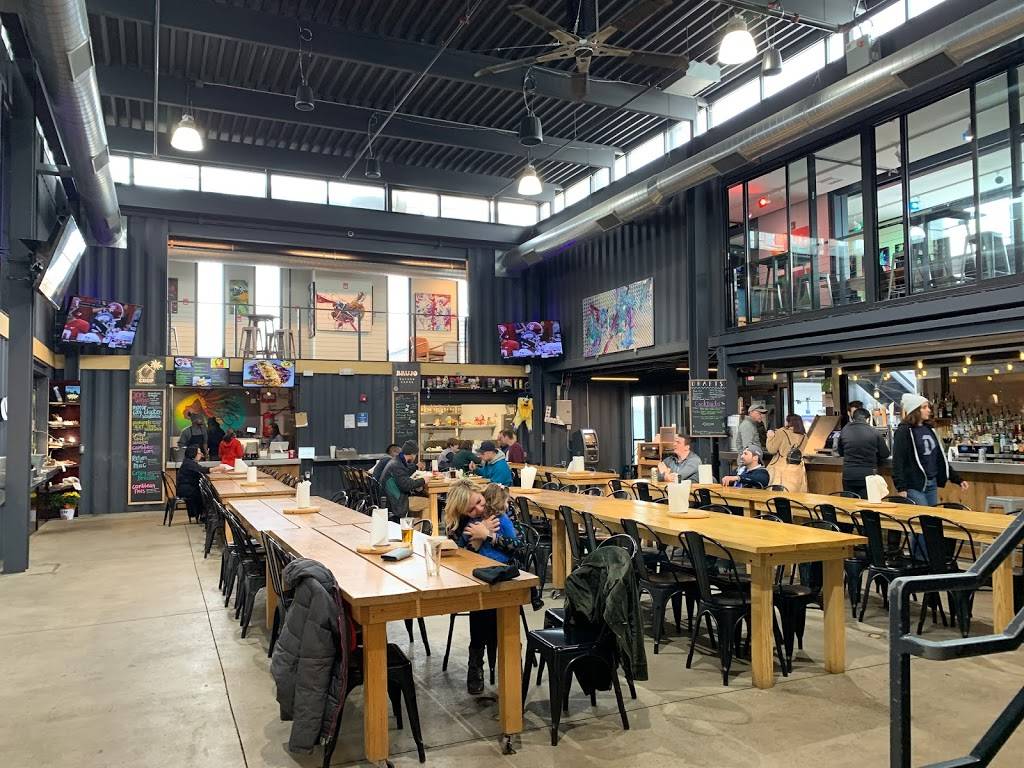 Detroit Shipping Company | restaurant | 474 Peterboro St, Detroit, MI 48201, USA | 3134624973 OR +1 313-462-4973