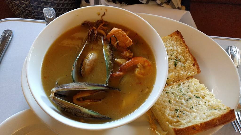 The Fish House Bar & Grill | restaurant | 972 Main St, Watsonville, CA 95076, USA | 8317283333 OR +1 831-728-3333