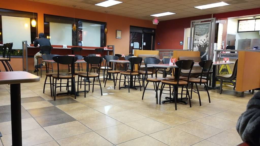 Jack in the Box | restaurant | 2750 Del Paso Rd, Sacramento, CA 95834, USA | 9162856753 OR +1 916-285-6753