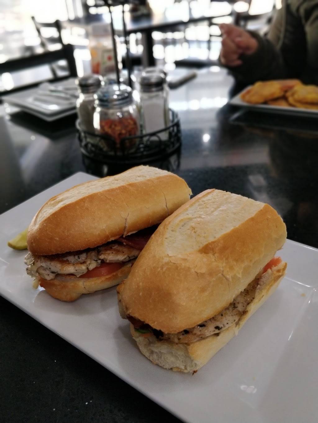 The Maspeth Pizza House | restaurant | 5960 55th Rd, Maspeth, NY 11378, USA | 7183261222 OR +1 718-326-1222