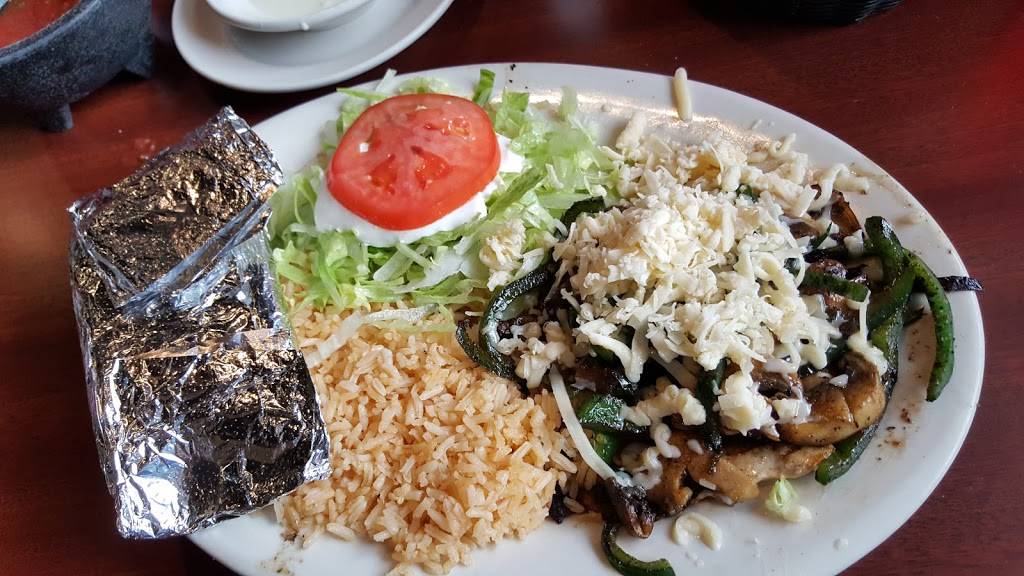 Camino Real | restaurant | 3359 Memorial Blvd, Murfreesboro, TN 37129, USA | 6159078778 OR +1 615-907-8778