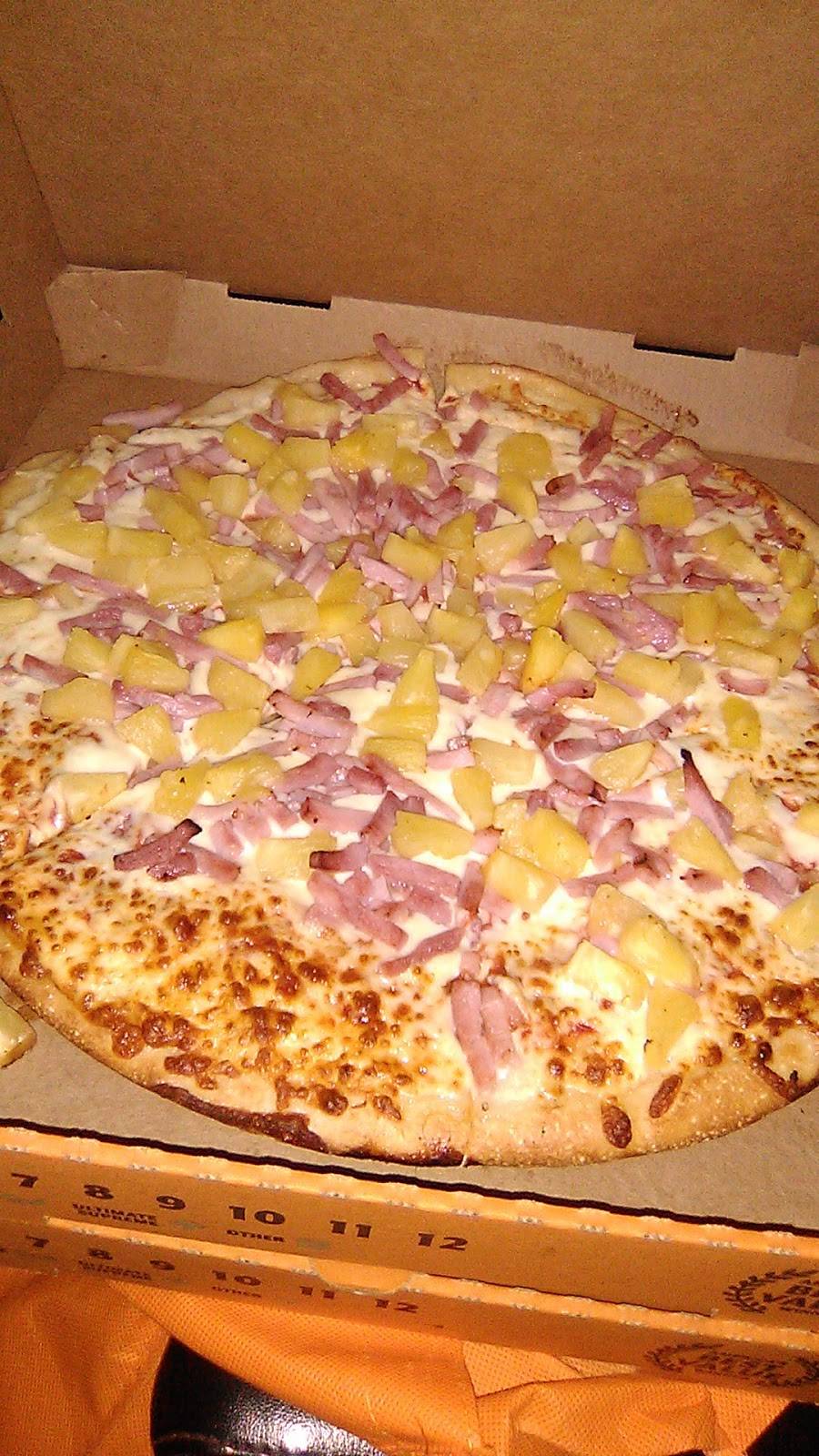 Little Caesars Pizza | meal takeaway | 321 E St Charles Rd, Villa Park, IL 60181, USA | 6302790368 OR +1 630-279-0368