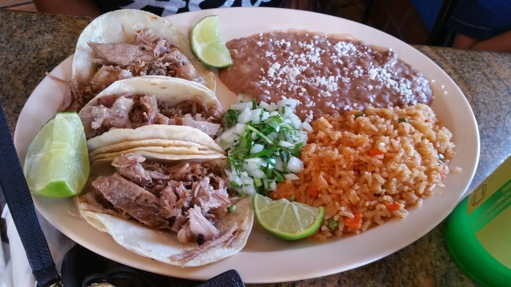 Carnitas El Veneno | restaurant | 541 S Indiana St, Los Angeles, CA 90063, USA | 3232644762 OR +1 323-264-4762