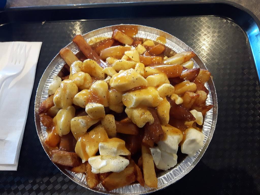 Marathon Cantine | restaurant | 2090 Route 122, Saint-Cyrille-de-Wendover, QC J1Z 1B8, Canada | 8194742611 OR +1 819-474-2611