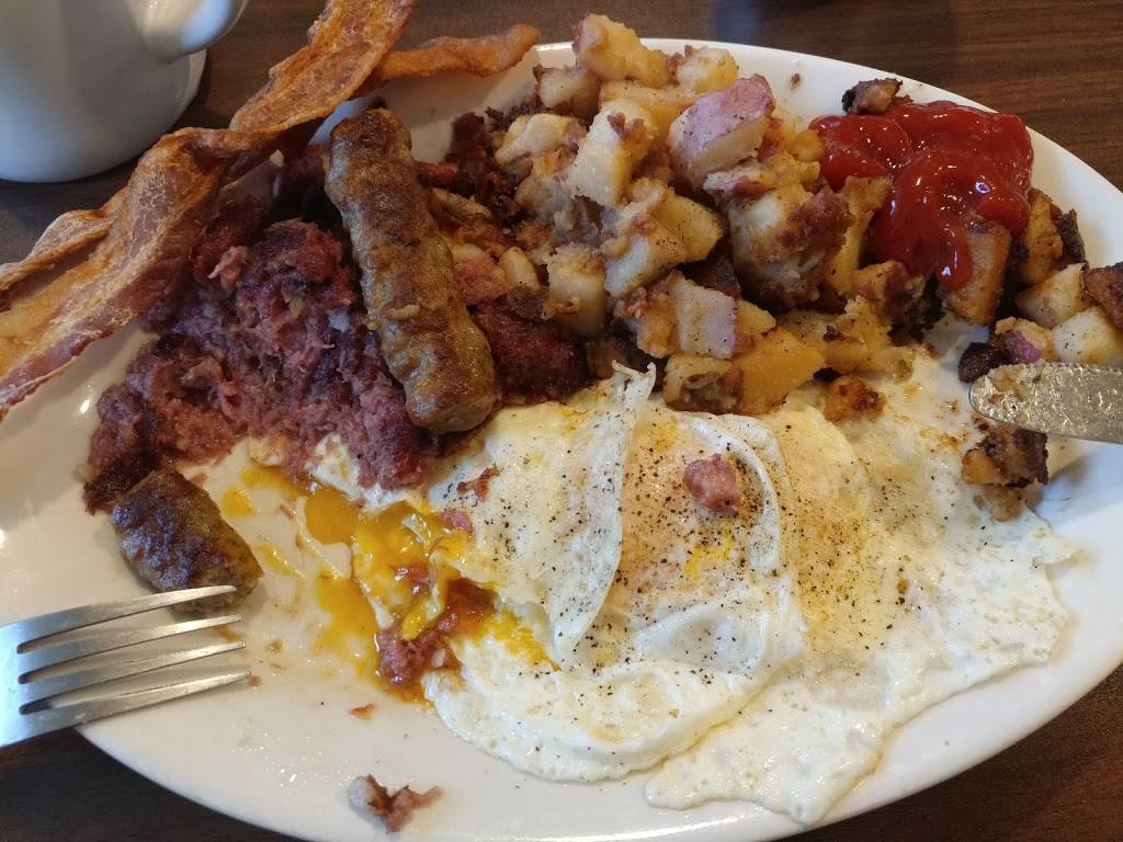 Heavy Evies Diner | restaurant | 2 Maple Ave, Rutland, MA 01543, USA | 7742340600 OR +1 774-234-0600