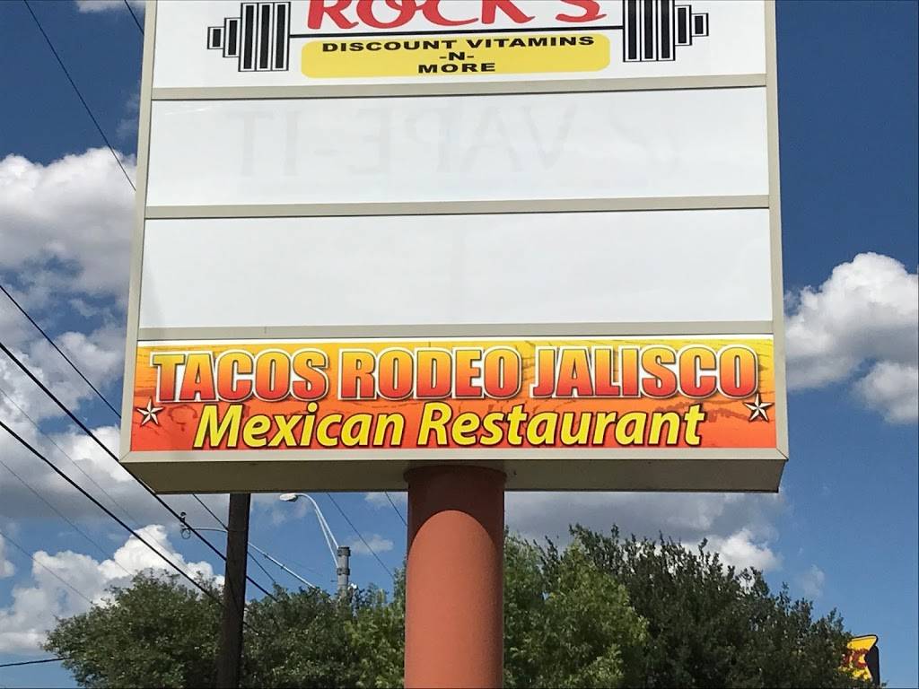 Tacos El Rodeo De Jalisco | restaurant | 8802 Potranco Rd Suite 101, San Antonio, TX 78251, USA | 2104627808 OR +1 210-462-7808