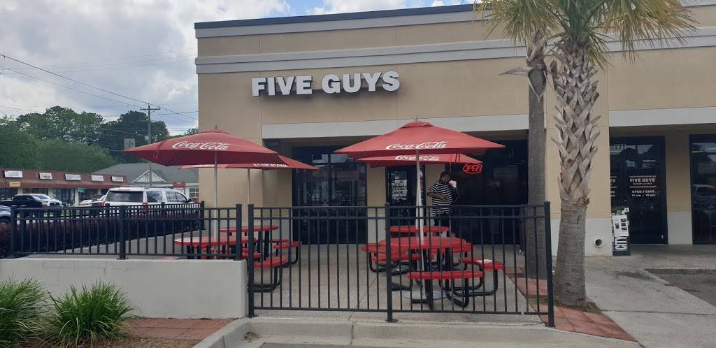 Five Guys | meal takeaway | 1662 Savannah Hwy, Charleston, SC 29407, USA | 8435565489 OR +1 843-556-5489