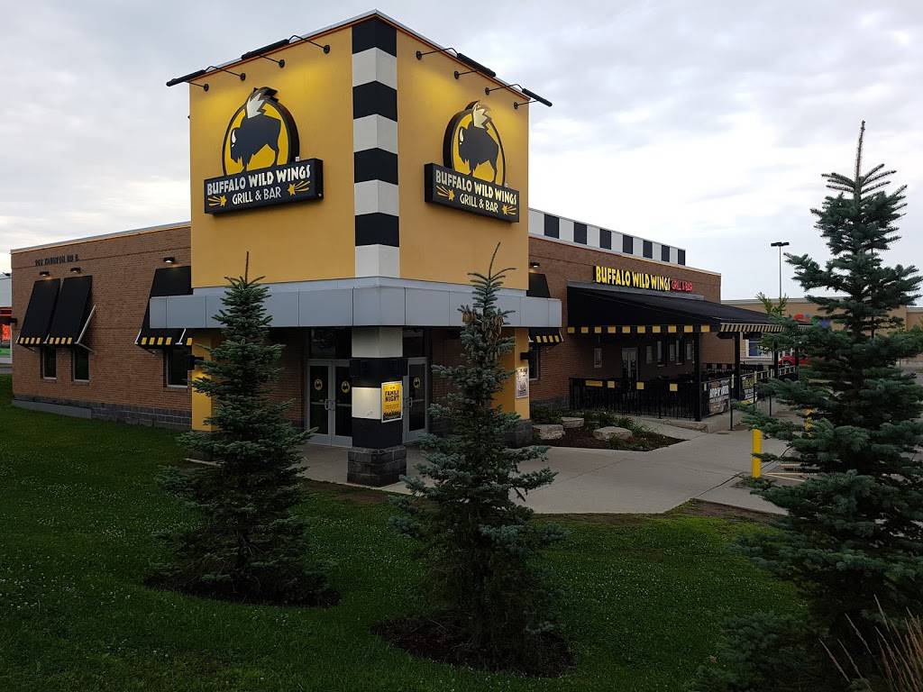 Buffalo Wild Wings | meal takeaway | 903 Taunton Rd E, Oshawa, ON L1H 7K5, Canada | 9057258447 OR +1 905-725-8447