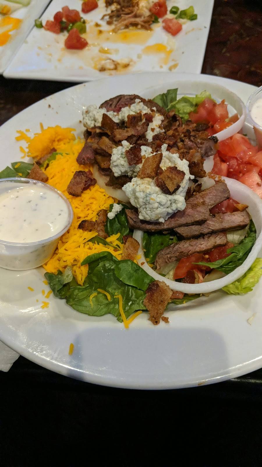 Huntington Ale House | restaurant | 1318 4th Ave, Huntington, WV 25701, USA | 3045222537 OR +1 304-522-2537