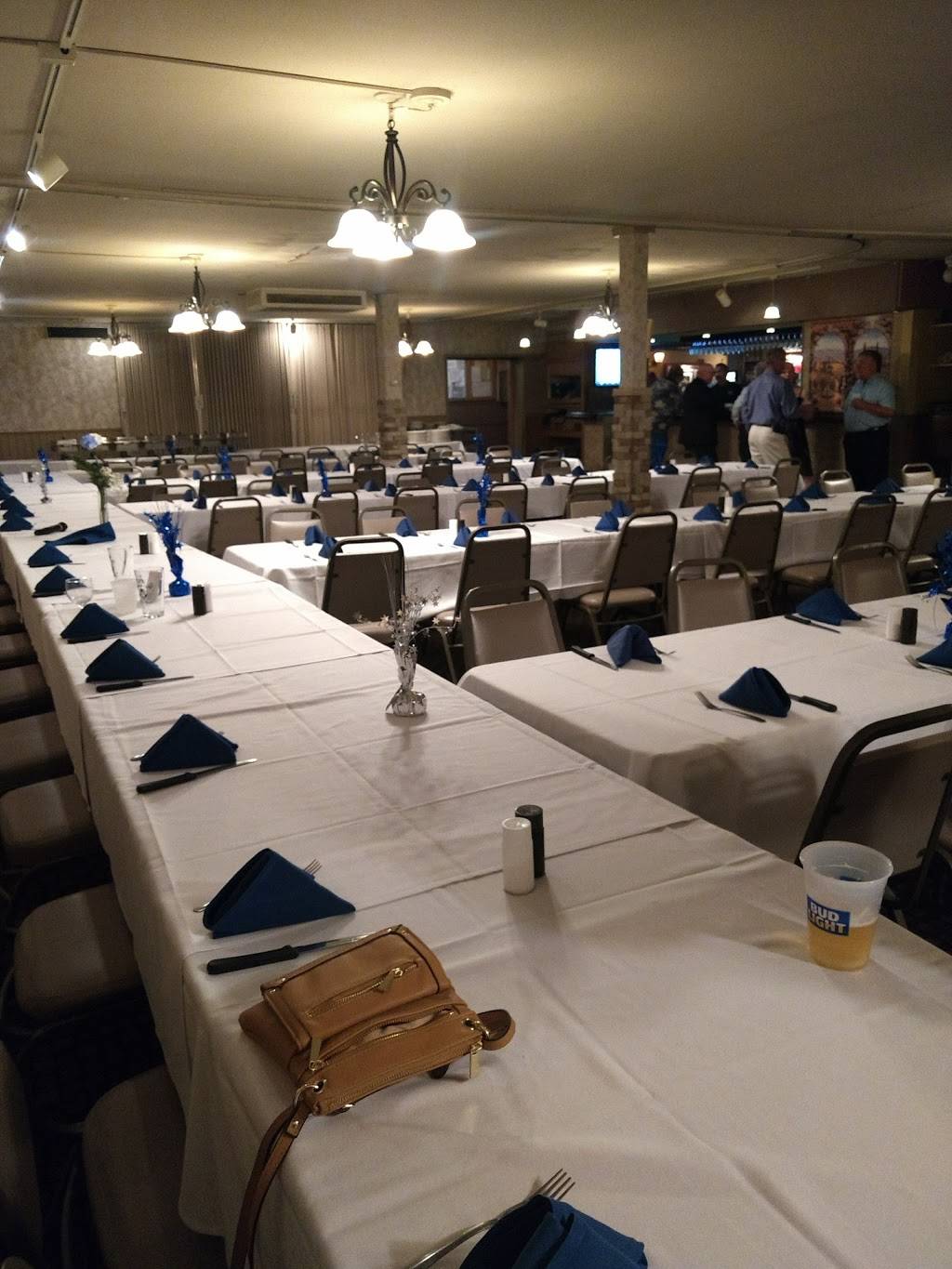 Libs Supper Club | restaurant | 106 W 5th St, Elmira, NY 14901, USA | 6077332752 OR +1 607-733-2752