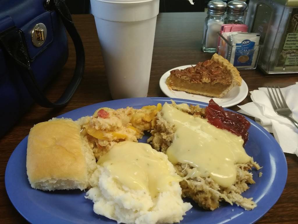 Ginas Place | restaurant | 2005 E Highland Dr #109, Jonesboro, AR 72401, USA | 8709103900 OR +1 870-910-3900