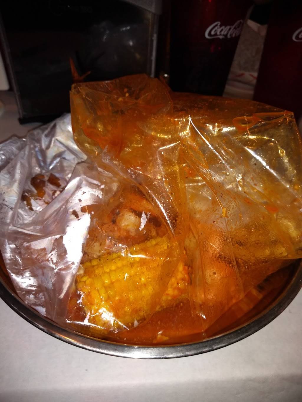 The Seafood King Bessemer | restaurant | 5060 Academy Ln, Bessemer, AL 35022, USA | 2054343766 OR +1 205-434-3766