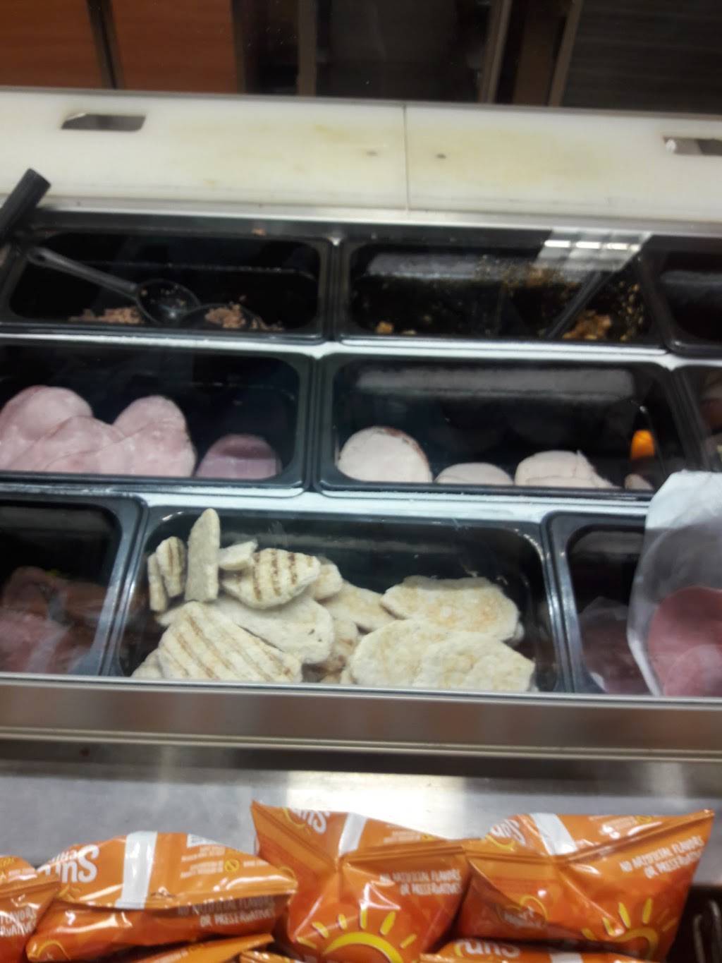 Subway | restaurant | Oak Hill Shopping Center, 3135 Mechanicsville Turnpike, Richmond, VA 23223, USA | 8046437514 OR +1 804-643-7514