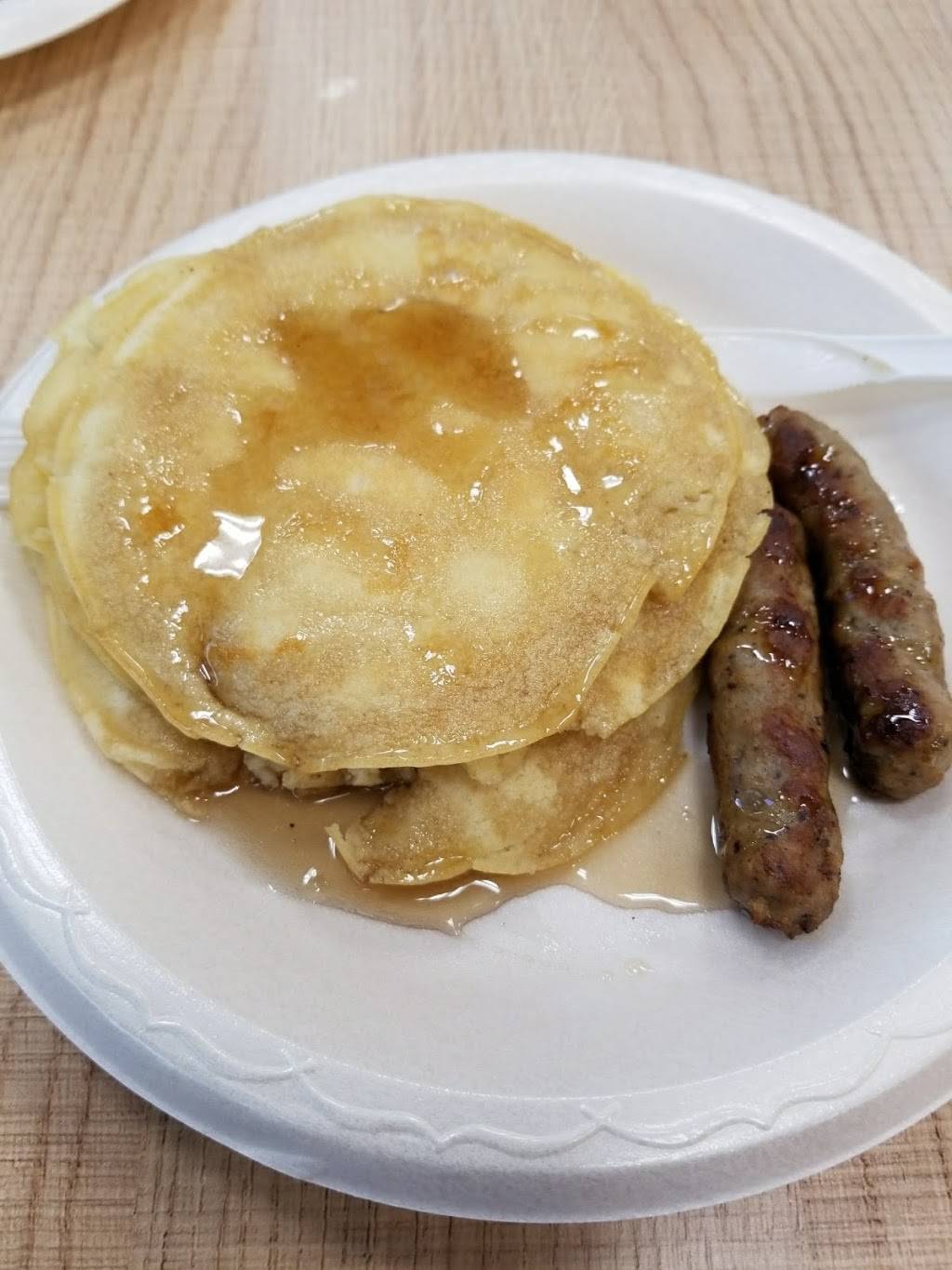 Bettys Rooste | restaurant | 14418 W Meeker Blvd, Sun City West, AZ 85375, USA | 6235846461 OR +1 623-584-6461