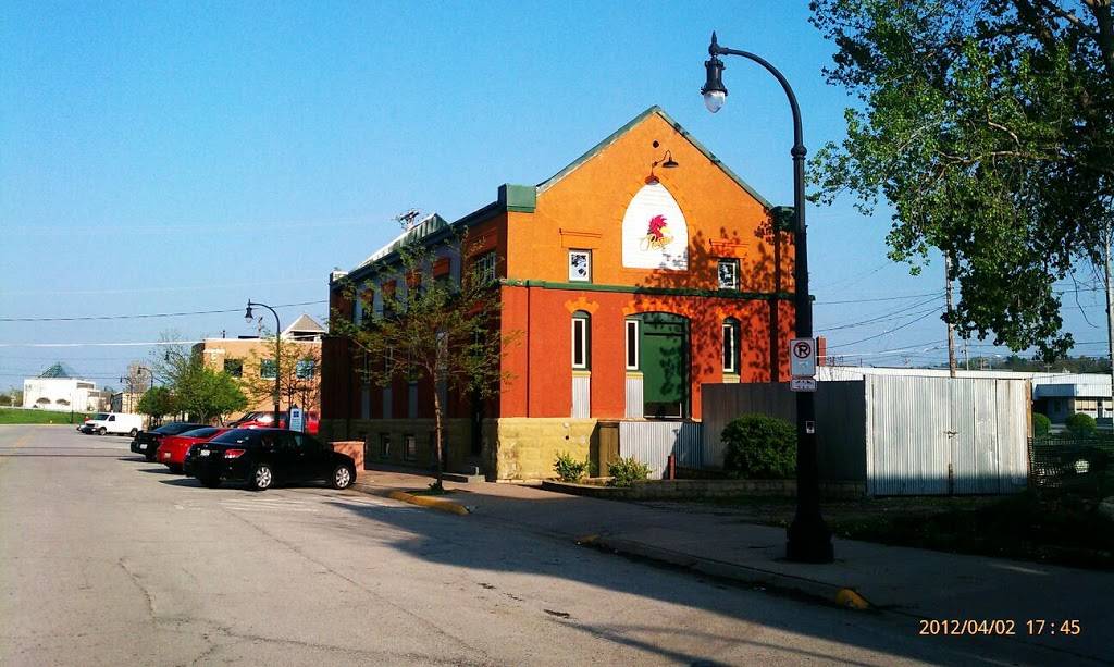 Roosters Sports Bar & Grill | restaurant | 2130 3rd Ave, Rock Island, IL 61201, USA | 3092837005 OR +1 309-283-7005