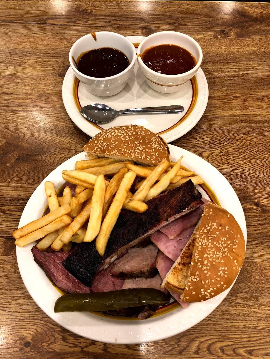 Barneys Hickory Pit | restaurant | 3446 Clayton Rd, Concord, CA 94519, USA | 9256809761 OR +1 925-680-9761