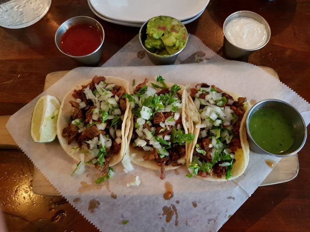 Friducha | restaurant | 946 Manhattan Ave, Brooklyn, NY 11222, USA | 7183830026 OR +1 718-383-0026