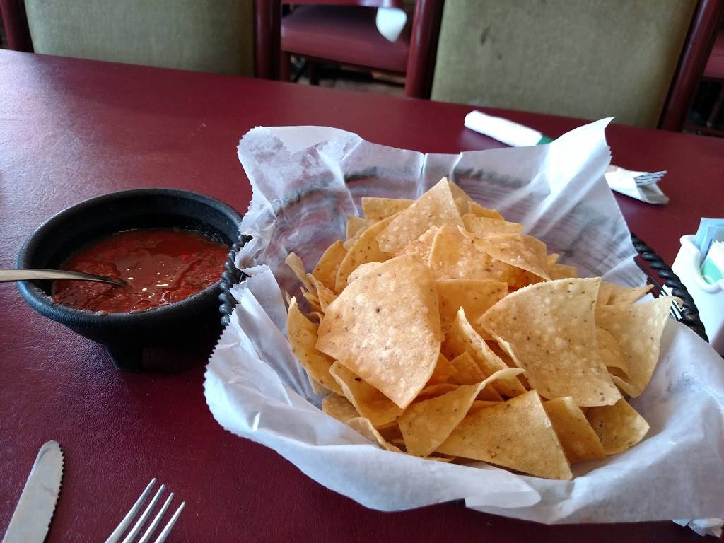 El Sarape Mexican Restaurant | restaurant | 5836 75th St, Kenosha, WI 53142, USA | 2626977212 OR +1 262-697-7212