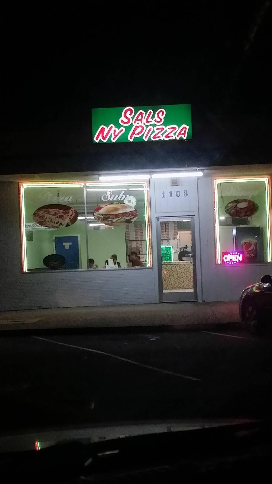 Sals NY Pizza- King Street | restaurant | 1103 N King St, Hampton, VA 23669, USA | 7573256664 OR +1 757-325-6664