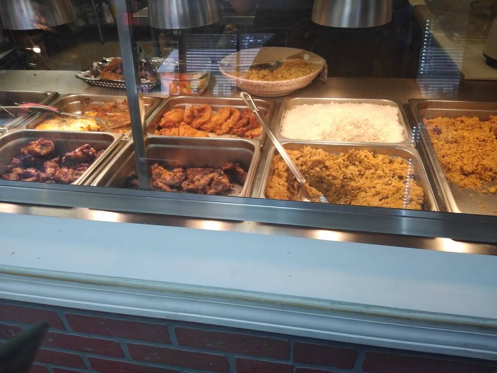 Charco Grill & Pizza | restaurant | 889 Dyer Ave, Cranston, RI 02920, USA | 4019424600 OR +1 401-942-4600