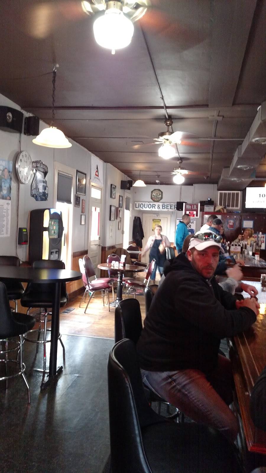 Saubers Stumble Inn | restaurant | 5921 W Tiffin St, Tiffin, OH 44883, USA | 4199372288 OR +1 419-937-2288