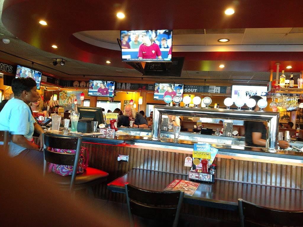 Applebees Grill + Bar | restaurant | 9241 Monte Vista Ave, Montclair, CA 91763, USA | 9096245555 OR +1 909-624-5555