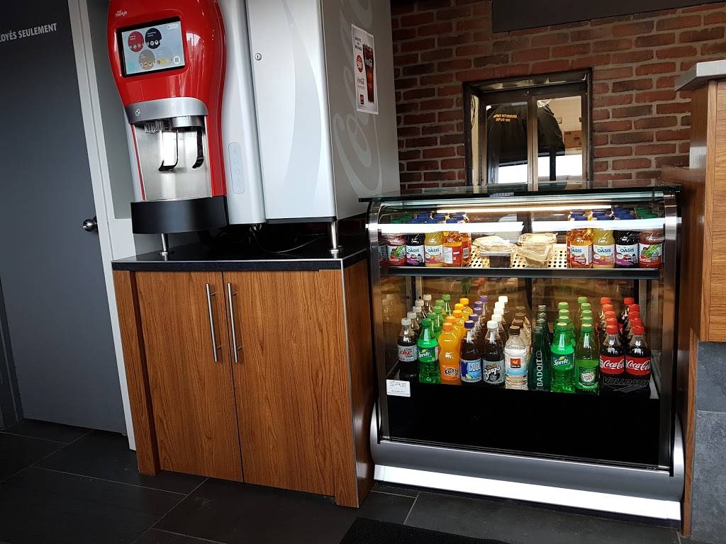 Benny&Co. | restaurant | 6531 Avenue Baldwin, Anjou, QC H1K 3C4, Canada | 5143517160 OR +1 514-351-7160