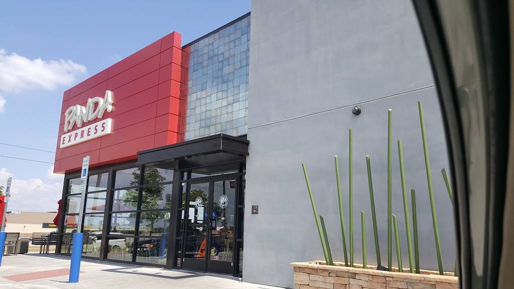 Panda Express | meal takeaway | 116 E Interstate 240 Service Rd, Oklahoma City, OK 73139, USA | 4056319280 OR +1 405-631-9280