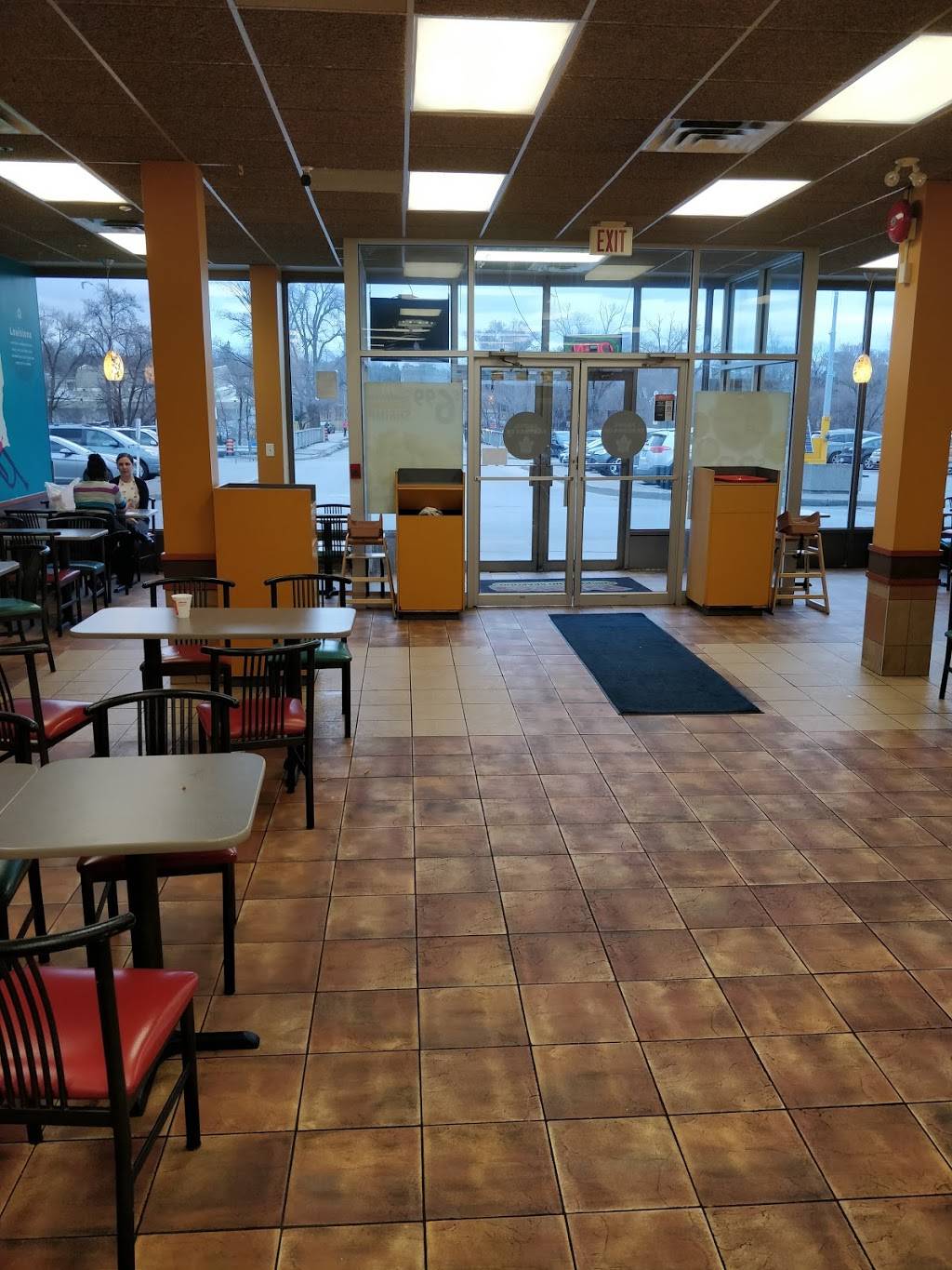 Popeyes Louisiana Kitchen | restaurant | 2200-2202 Jane St, North York, ON M3M 1A4, Canada | 4166148883 OR +1 416-614-8883