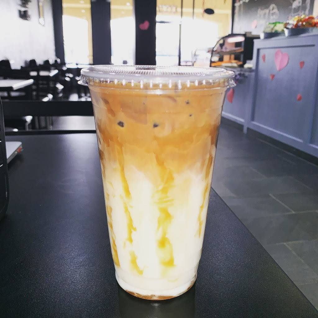 Delly Beans Sandwich & Coffee | restaurant | 2141 Shaw Ave, Clovis, CA 93611, USA | 5593238054 OR +1 559-323-8054