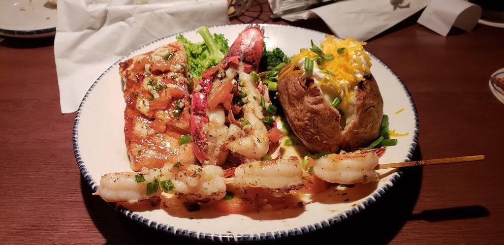 Red Lobster | restaurant | 4001 US-78, Snellville, GA 30039, USA | 7709859336 OR +1 770-985-9336