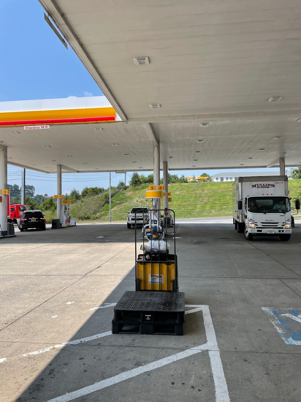 Shell | restaurant | 101 Hospitality Pl, Kingsport, TN 37663, USA | 4233237857 OR +1 423-323-7857