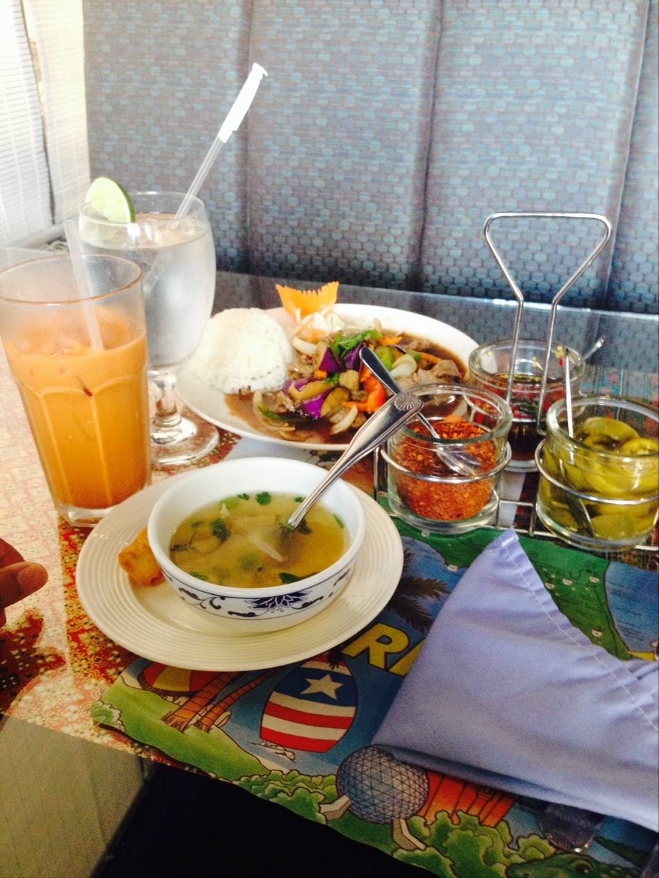 Blue Sake Sushi & Asian Fusion | restaurant | 1425 Main St, Dunedin, FL 34698, USA | 7272163699 OR +1 727-216-3699