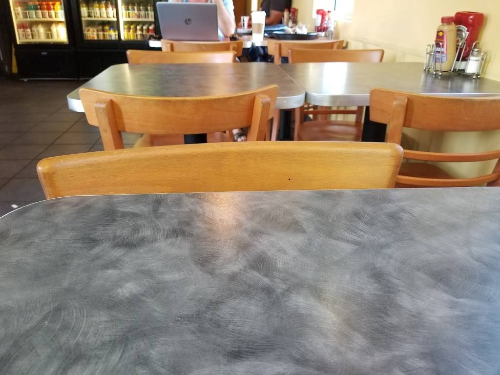 Deli on a bagel | bakery | 21 NJ-31, Pennington, NJ 08534, USA | 6097301005 OR +1 609-730-1005