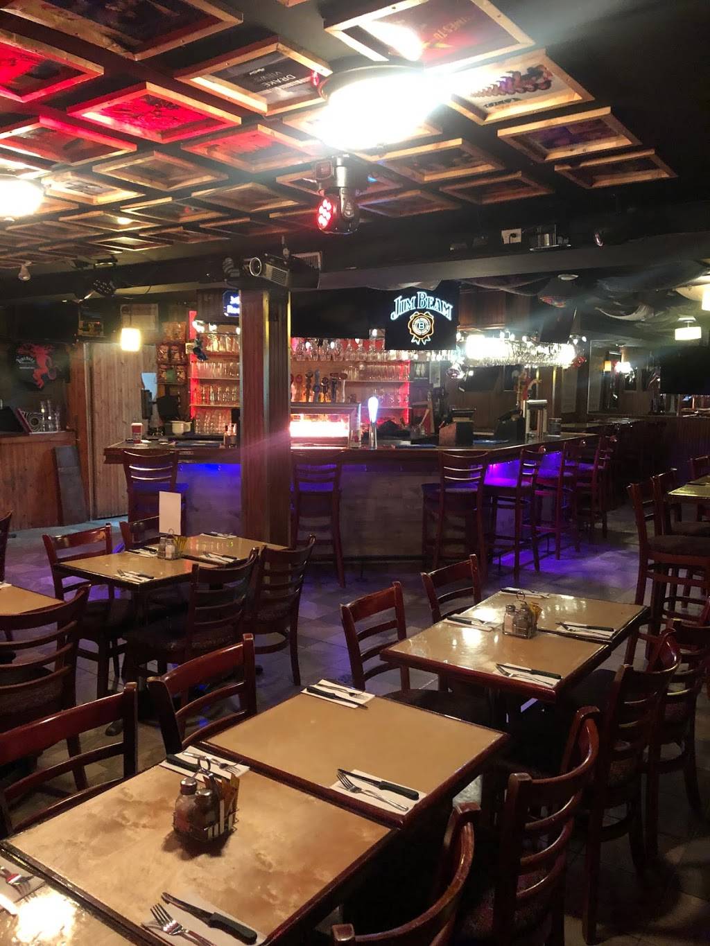 Le Rideau Rouge | restaurant | 1147 Avenue Cartier, Québec, QC G1R 2S6, Canada | 4189776843 OR +1 418-977-6843