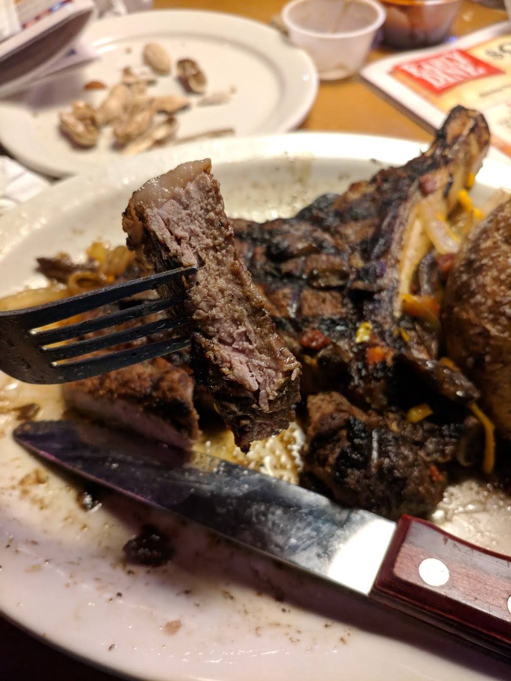 Texas Roadhouse | restaurant | 1200 W Church St, Newark, OH 43055, USA | 7403441885 OR +1 740-344-1885