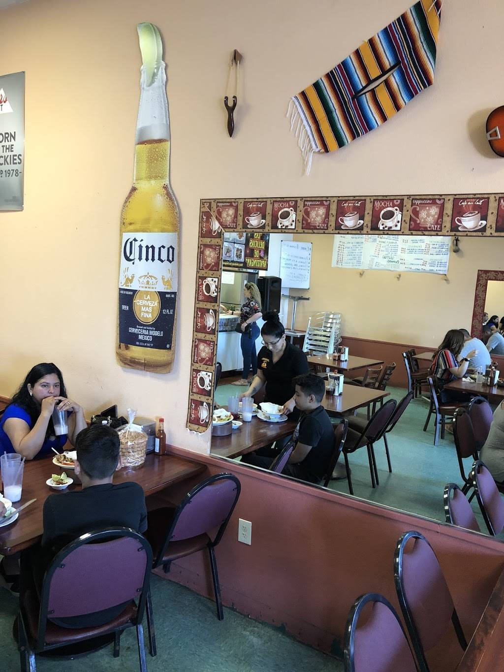 LAS DELICIAS DE APATZINGAN | restaurant | 1940 Crows Landing Rd, Modesto, CA 95358, USA | 2092524130 OR +1 209-252-4130