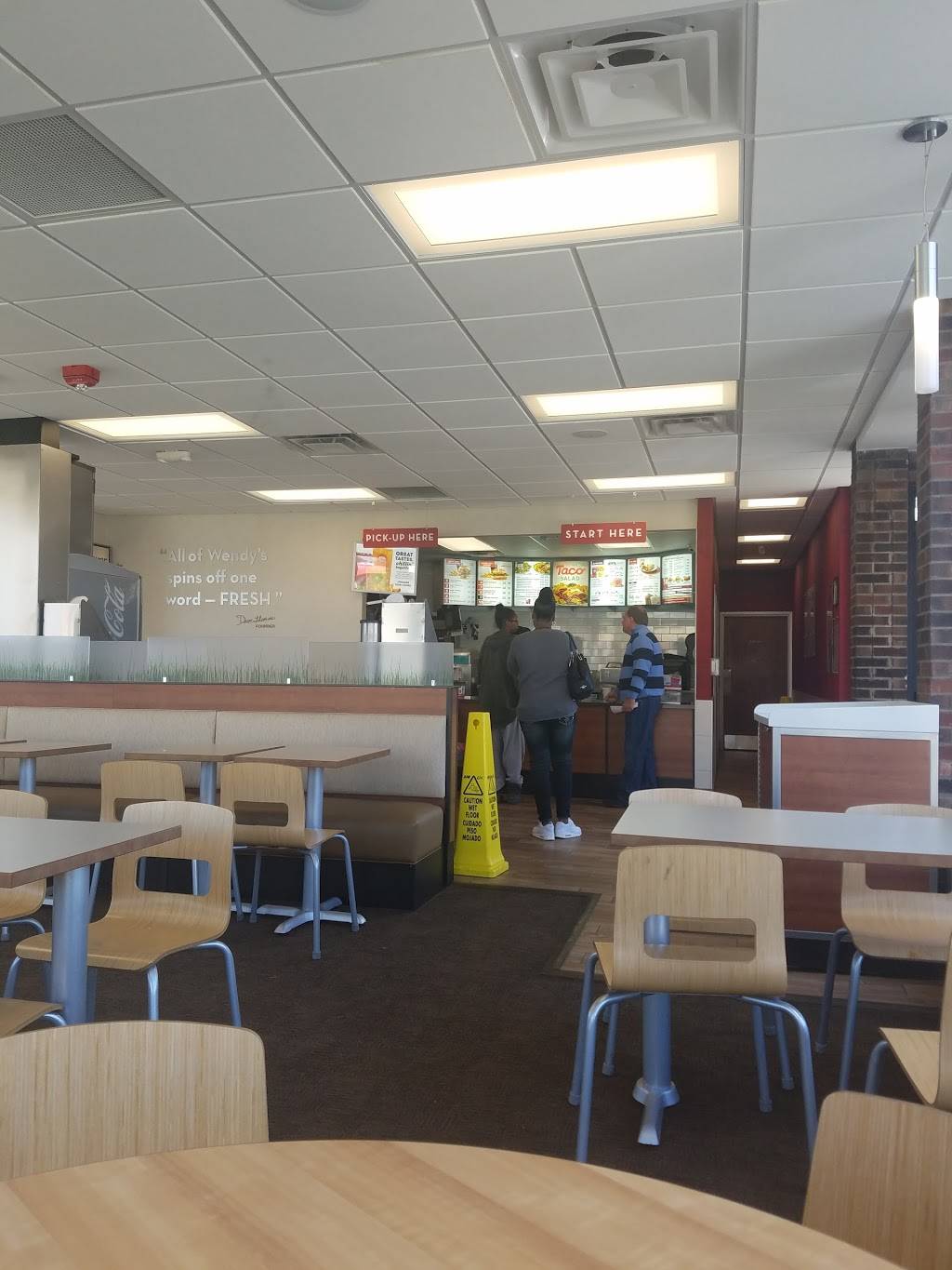 Wendys | restaurant | 2735 Washtenaw Ave, Ypsilanti, MI 48197, USA | 7344349533 OR +1 734-434-9533